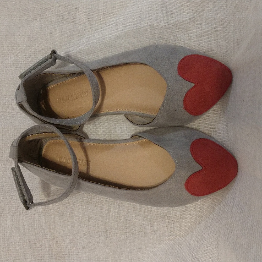 Little girl, size 10, gray